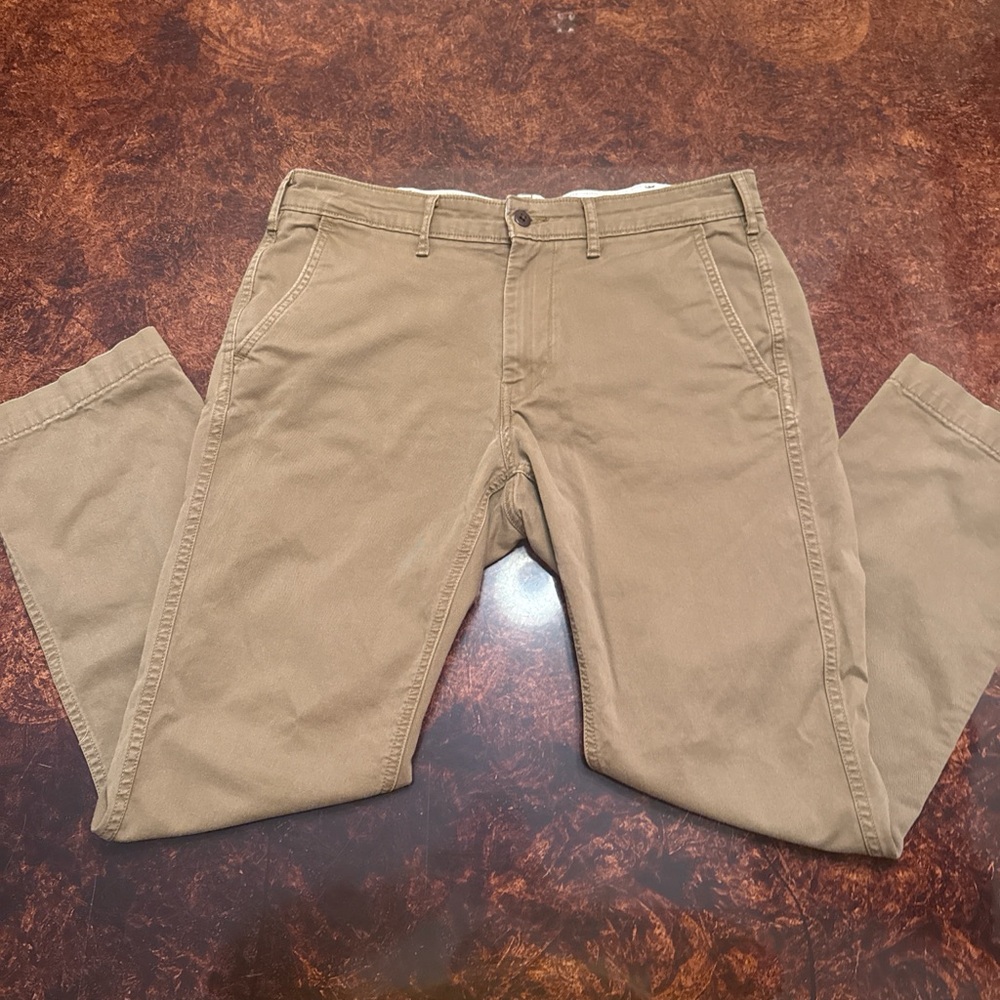 Levi's Straight Men's Jeans in Tan